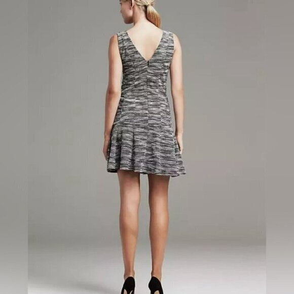 Banana Republic Marbled Tweed Fit & Flare Mini Dress US 6 - Picture 2 of 9